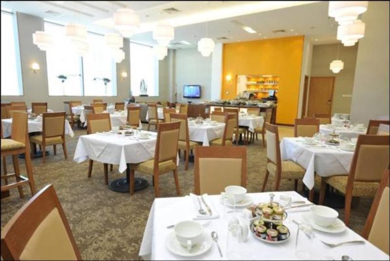 Fraser Suites Seef Bahrain Manama Extérieur photo The dining room at the International House