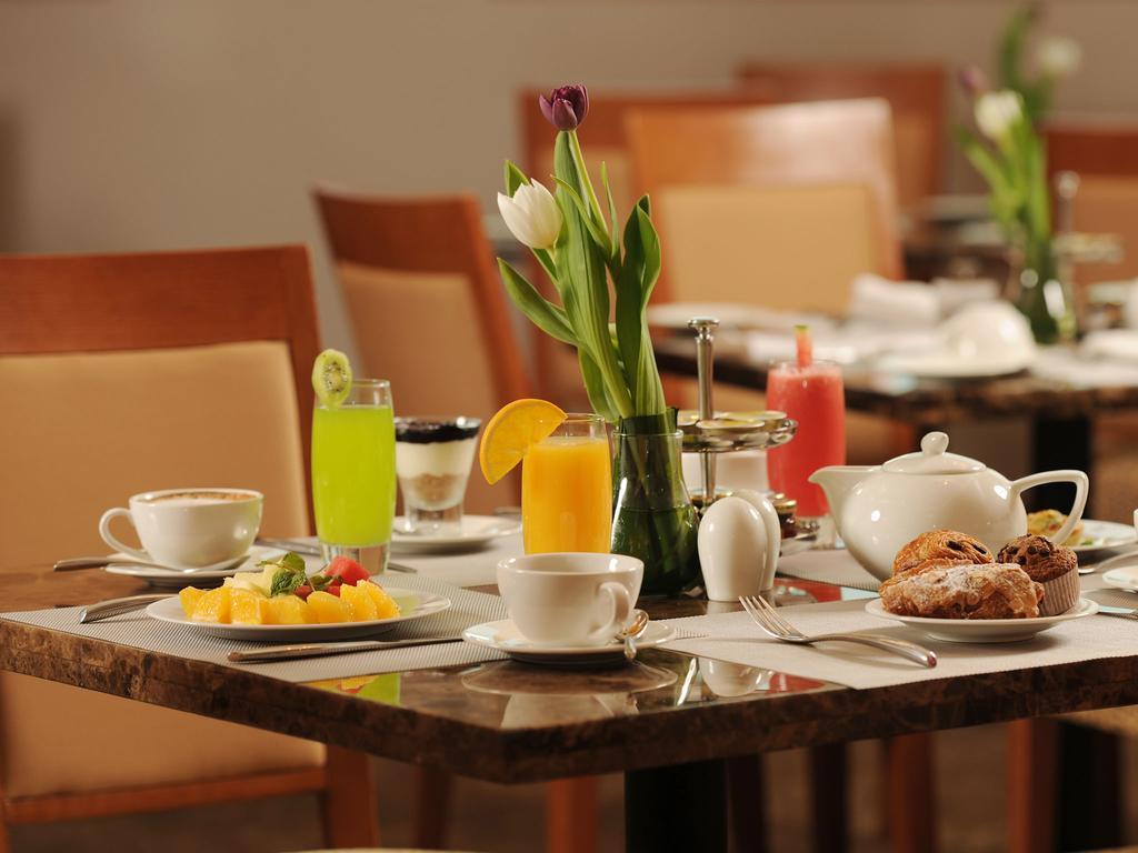 Fraser Suites Seef Bahrain Manama Extérieur photo A breakfast table